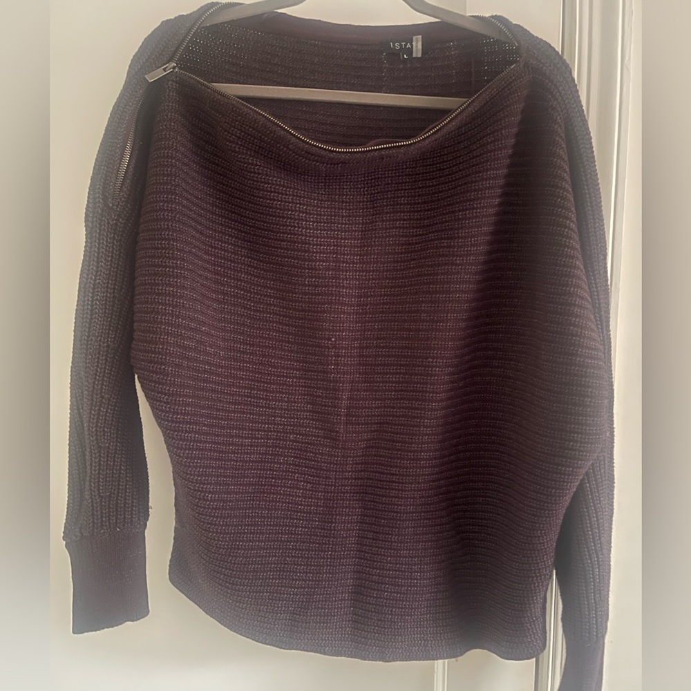 1 State Horizontal Knit Zipper neckline- sweater, size large color plum